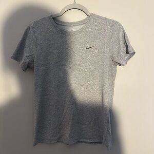 Nike ✔️ Gray Tee